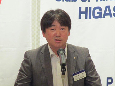 安達 博